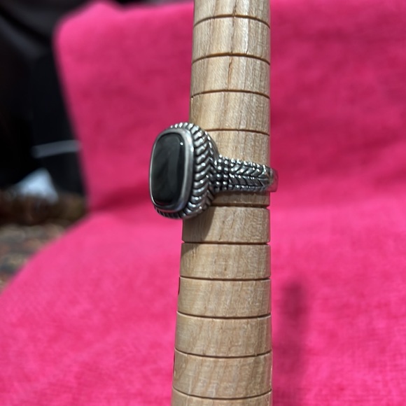 Vintage Ring - Picture 8 of 8